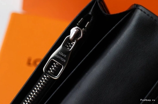 First bag ru BRAZZA LOUIS WALLET VUITTON 0811